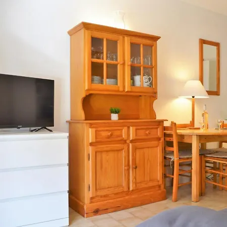 Climatise Avec Balcon Et Parking Privatif, A 100m De La - - Fr-1-251-352 Le Lavandou