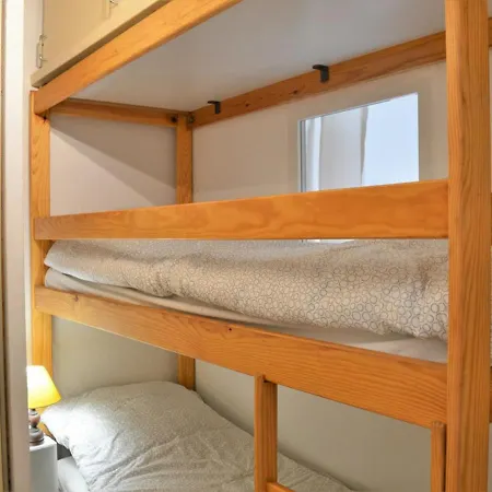 Appartement Climatisé Avec Balcon Et Parking Privatif, à 100m De La - - Fr-1-251-352 *